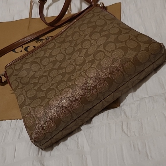 Coach Bag ✨️ Reduced - Picture 5 of 12